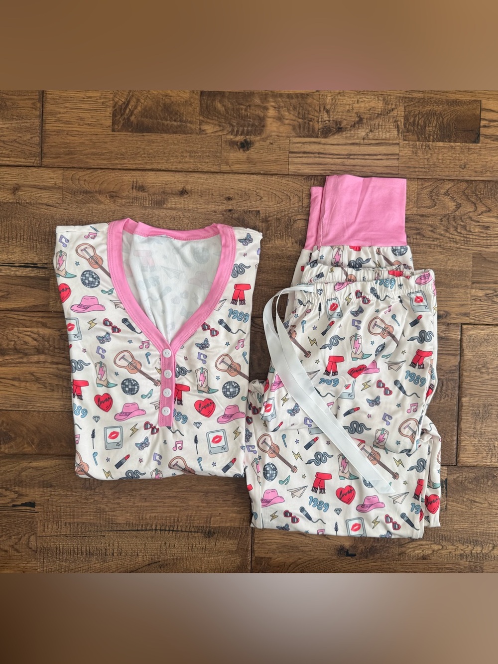 New Shirley & Stone Swiftie Pajamas Pajama Set Women's Size M C